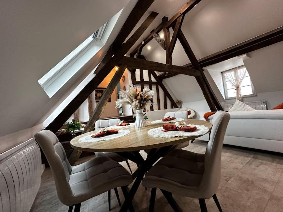 Charme, Poutres Et Elegance Apartment Chartres Ngoại thất bức ảnh
